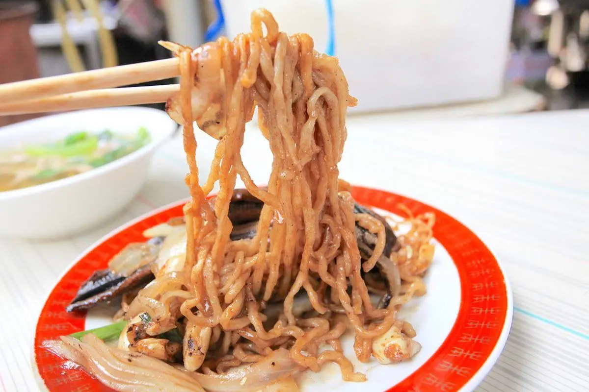 50年起跳老字號!台南永樂市場6排隊小吃:「跳恰恰」鱔魚意麵、80年刈包 50年起跳老字號!台南永樂市場6排隊小吃:「跳恰恰」鱔魚意麵、80年刈包