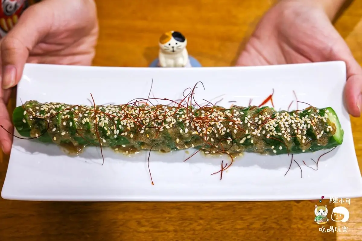 新北高CP值生魚片丼推薦！８種料鋪好鋪滿看不見飯，再喝銅板價蝦頭味噌湯