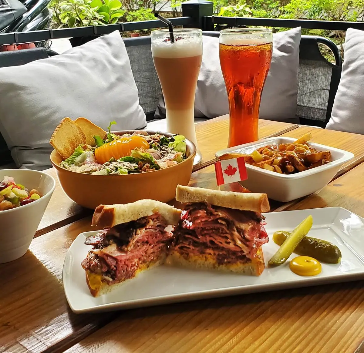 首創「黑白風格市集」2天快閃台中!上百家風格餐飲、文創、暗黑料理快逛爆 首創「黑白風格市集」2天快閃台中!上百家風格餐飲、文創、暗黑料理快逛爆