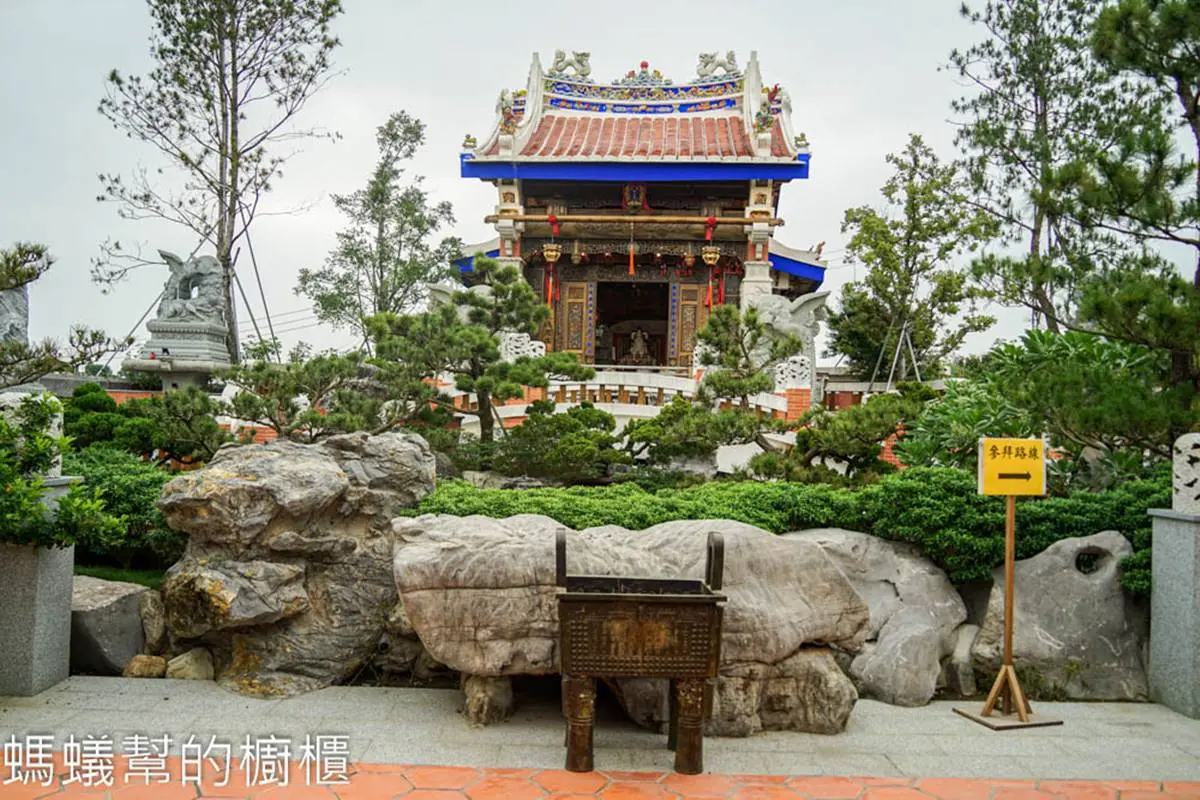 雲林免費景點推薦TOP12:飛天鵝溜滑梯、彩色松鼠公園、1秒飛泰國的台版大皇宮 雲林親子景點推薦:寧濟御庭