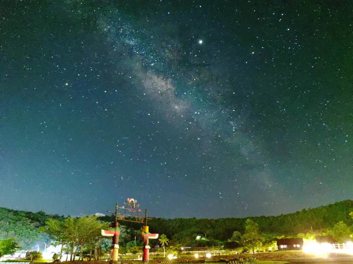 1900元住歐風小木屋+星空烤肉!「12萬坪度假村」推中秋優惠,限時6天快訂 1900元住歐風小木屋+星空烤肉!「12萬坪度假村」推中秋優惠,限時6天快訂