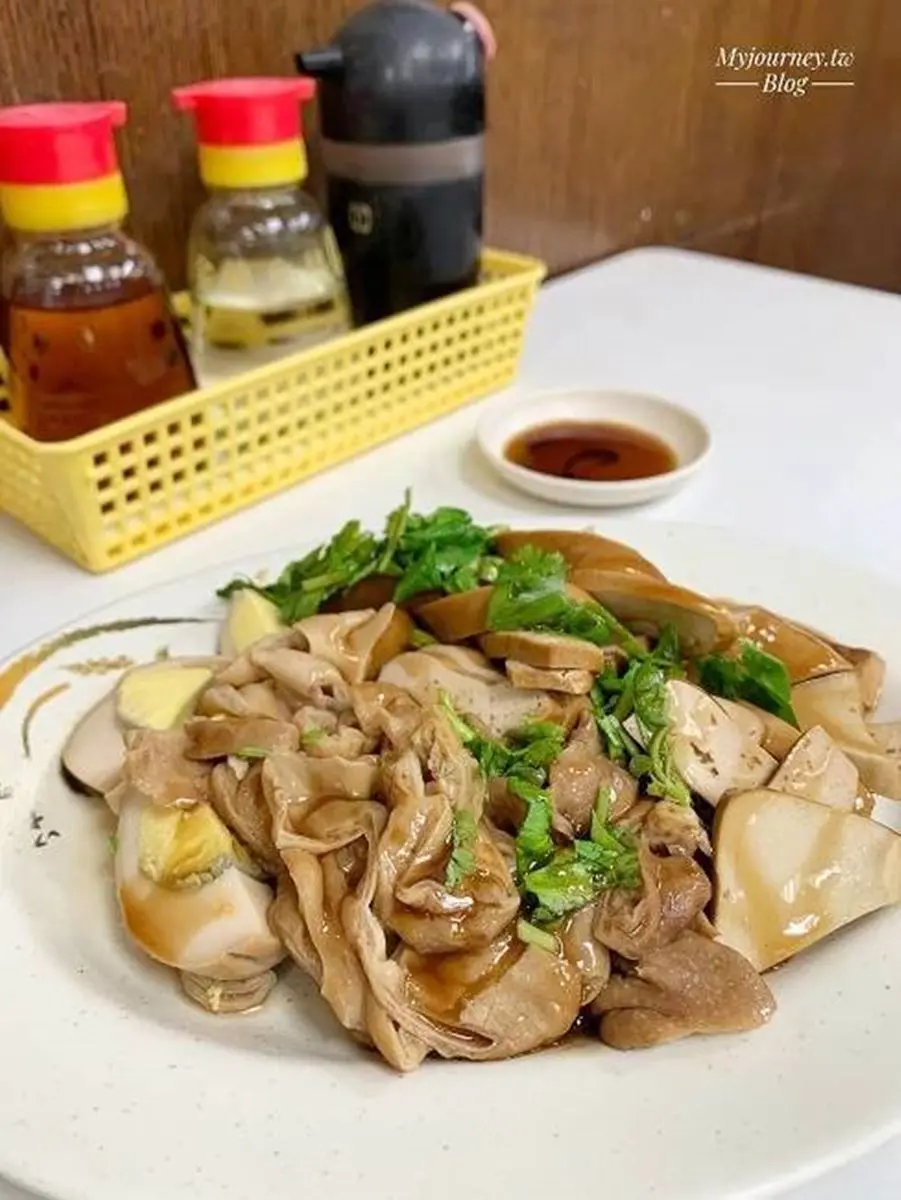 逛新店裕隆城順路吃！捷運七張站６美食：平民鼎泰豐、水餃界胖虎、爆餡芋泥