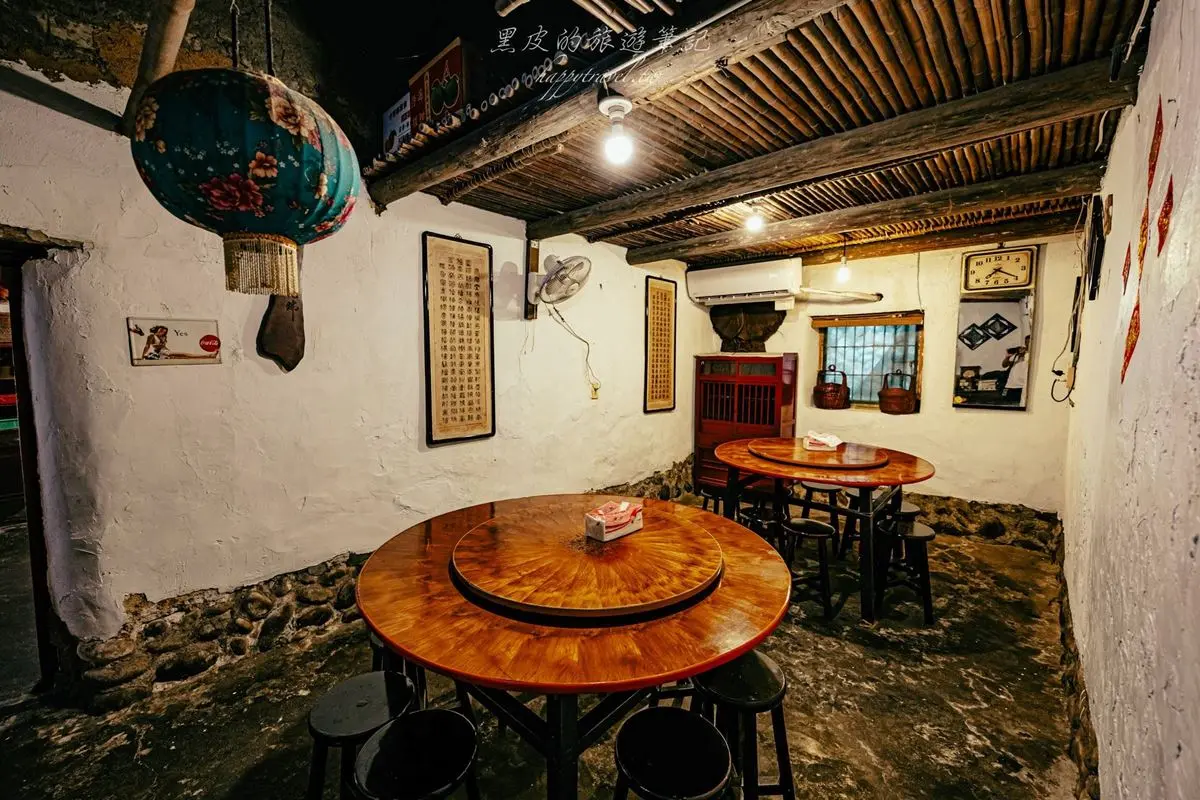 豬油拌飯吃到飽!龍潭「百年三合院」藏絕版客家菜,必點黃金土雞、客家三寶 豬油拌飯吃到飽!龍潭「百年三合院」藏絕版客家菜,必點黃金土雞、客家三寶