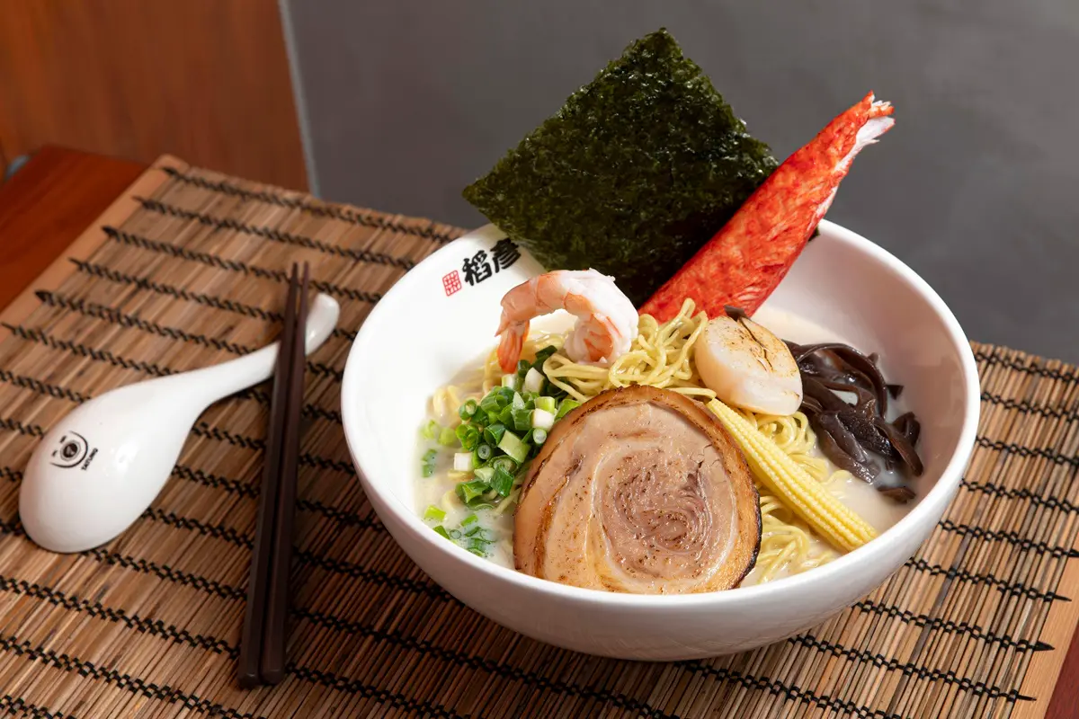 【食尚獨家優惠】39元吃涼麵+壽司!永和日料新開幕,巨大蟹肉棒拉麵超吸睛 【食尚獨家優惠】39元吃涼麵+壽司!永和日料新開幕,巨大蟹肉棒拉麵超吸睛