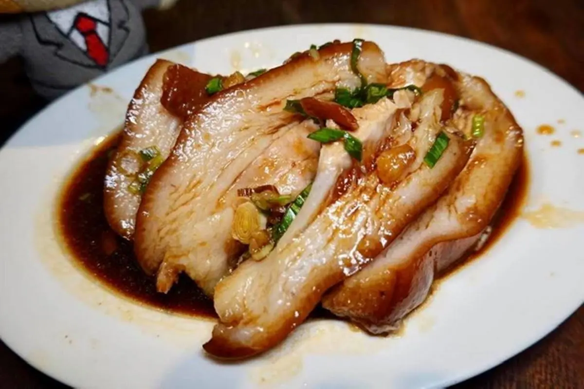 兆元男CEO「黃仁勳」吃的豬腳在這!四平商圈5美食:排隊麻糬、滿料胡椒餅 兆元男CEO「黃仁勳」吃的豬腳在這!四平商圈5美食:排隊麻糬、滿料胡椒餅