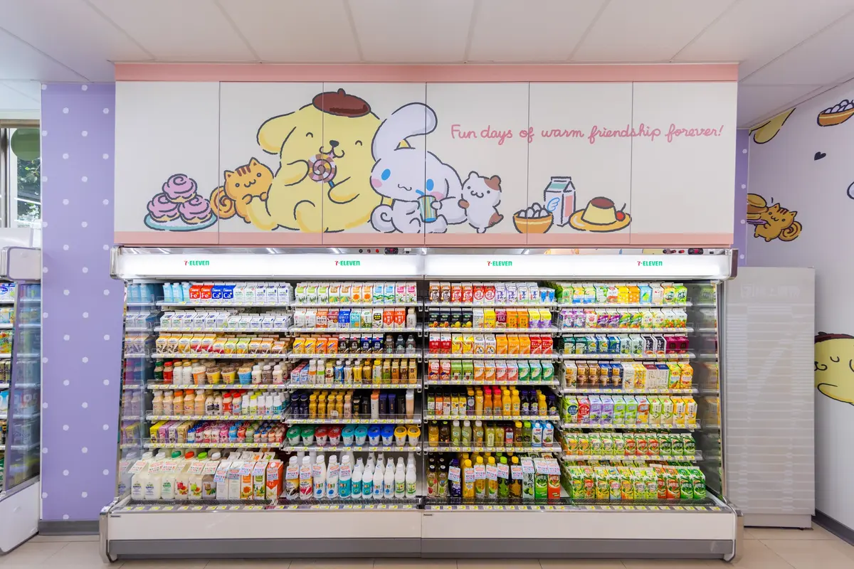 7-11「布丁狗＆大耳狗主題店」開在這！大頭燈箱、布丁狗櫃，三麗鷗粉衝打卡