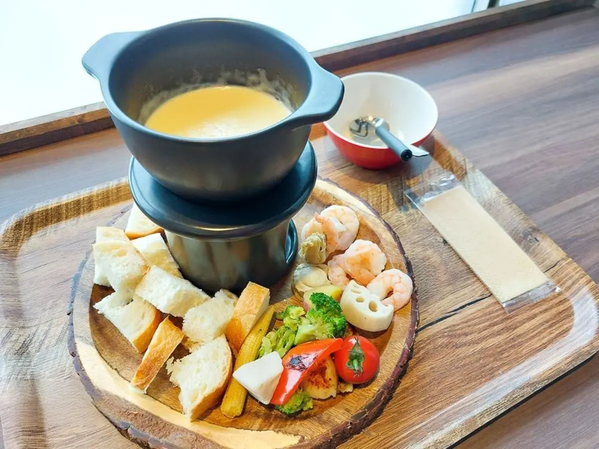 滑雪也要吃好料!日本最新必吃「雪場美食」TOP7:現煎蒜酥牛排、巨無霸可頌 滑雪也要吃好料!日本最新必吃「雪場美食」TOP7:現煎蒜酥牛排、巨無霸可頌