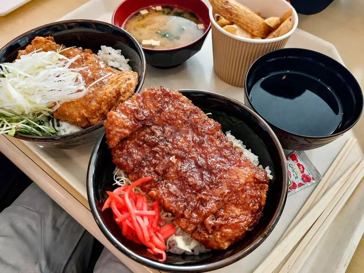 滑雪也要吃好料!日本最新必吃「雪場美食」TOP7:現煎蒜酥牛排、巨無霸可頌 滑雪也要吃好料!日本最新必吃「雪場美食」TOP7:現煎蒜酥牛排、巨無霸可頌
