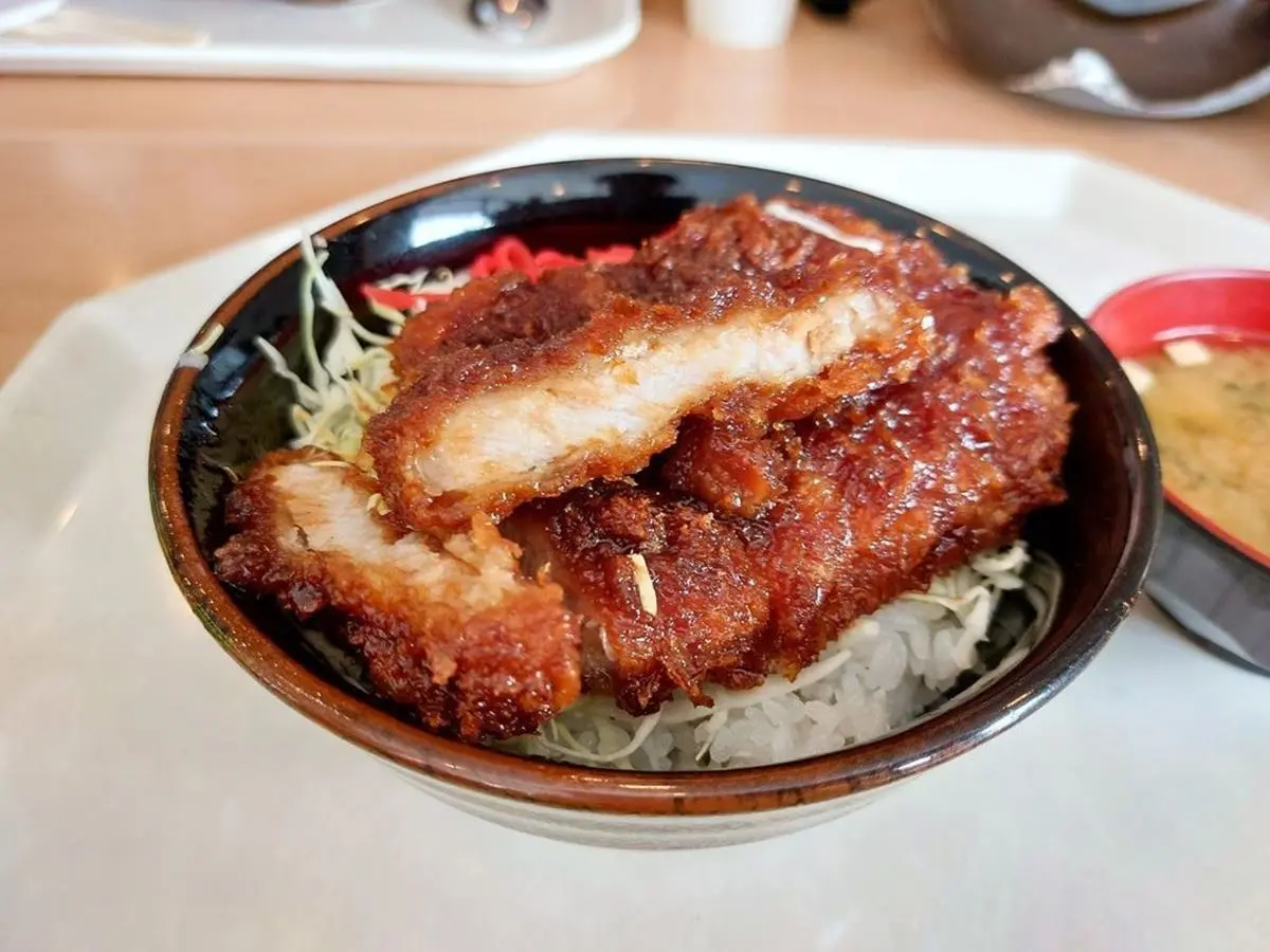 滑雪也要吃好料!日本最新必吃「雪場美食」TOP7:現煎蒜酥牛排、巨無霸可頌 滑雪也要吃好料!日本最新必吃「雪場美食」TOP7:現煎蒜酥牛排、巨無霸可頌