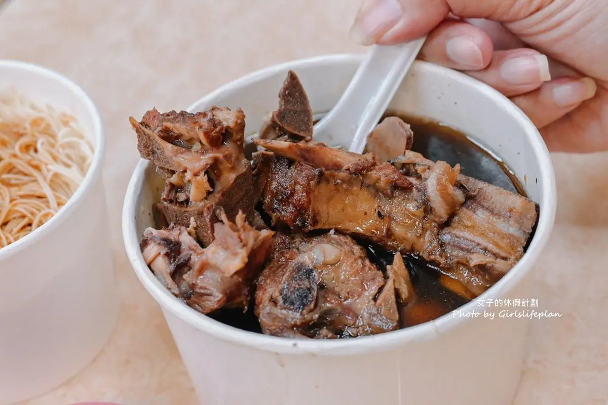 台北人必吃宵夜４寶！夜貓族再冷都排：網推最強豬血湯、米其林推薦藥膳排骨（中獎公布）