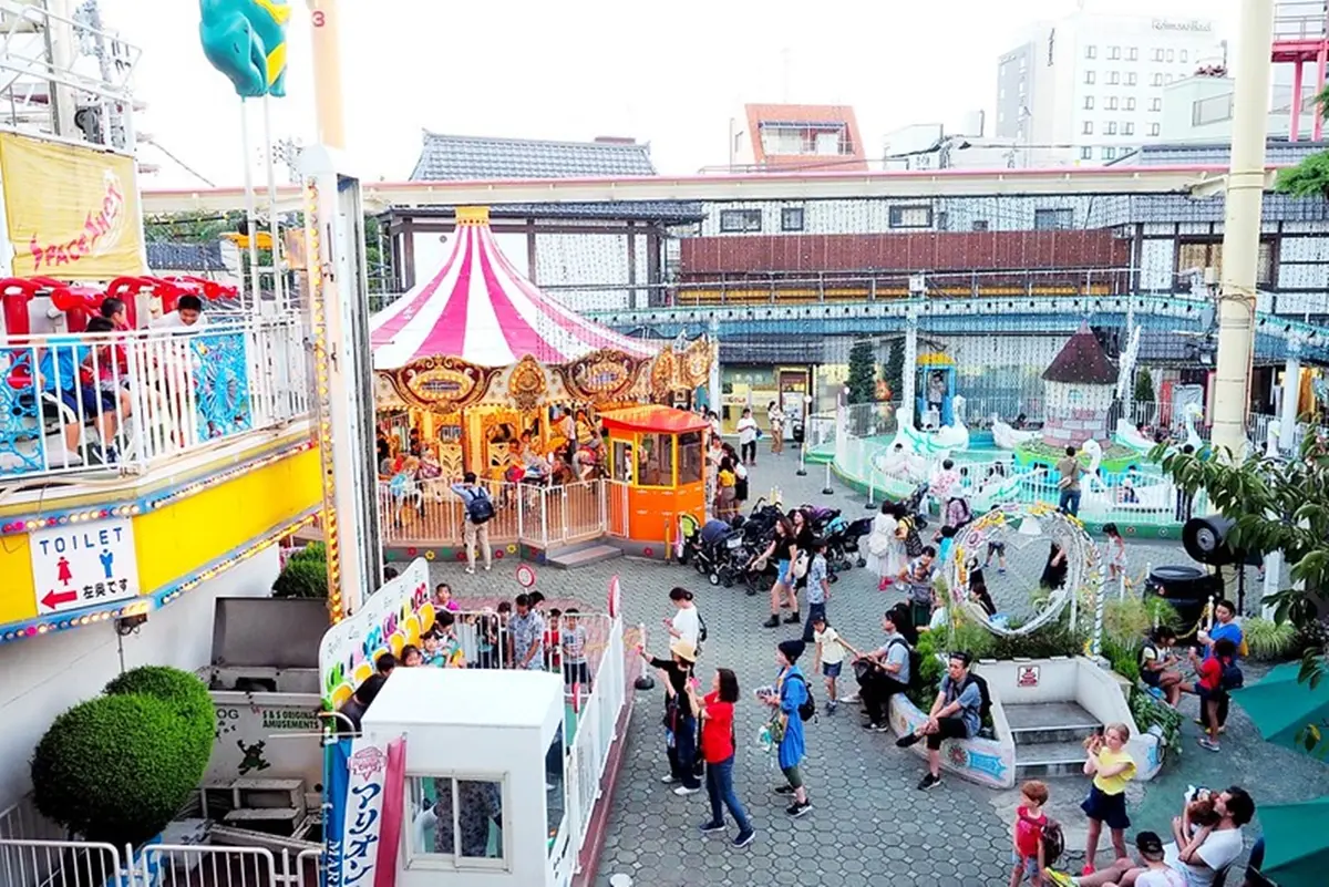 別再只去迪士尼!日本「最老遊樂園」親子必訪,免費「客製夢想氣球」超療癒 別再只去迪士尼!日本「最老遊樂園」親子必訪,免費「客製夢想氣球」超療癒