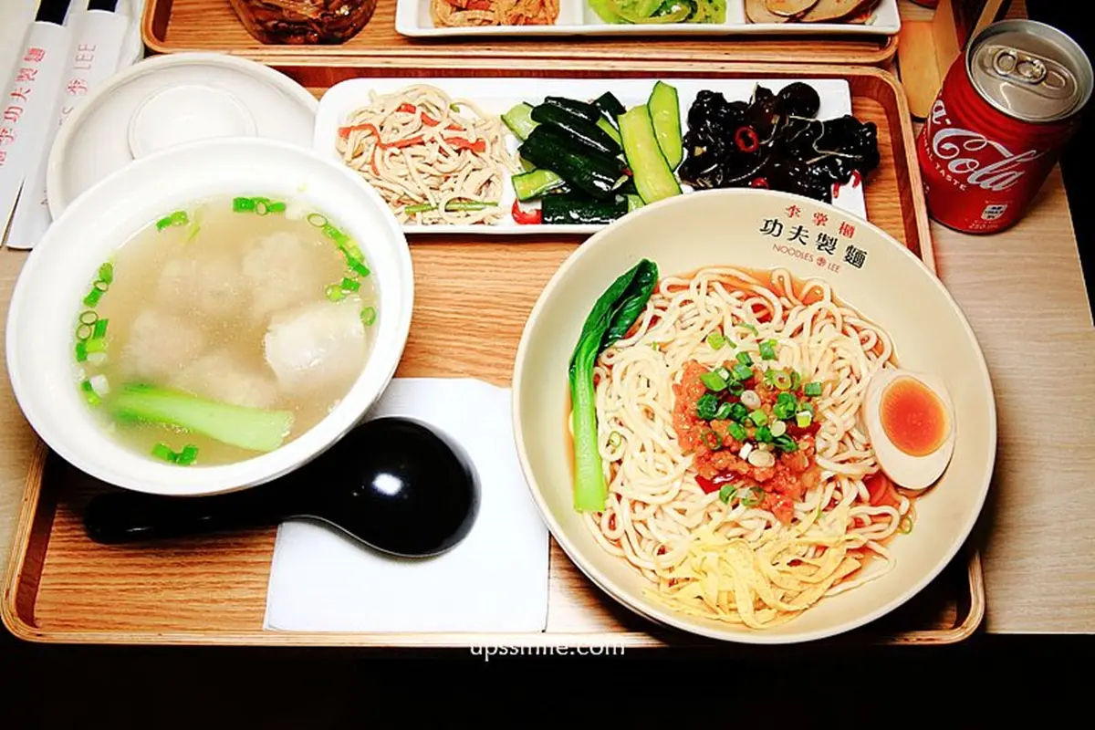 大同區美食：李掌櫃功夫製麵｜８種涼拌小菜任你夾