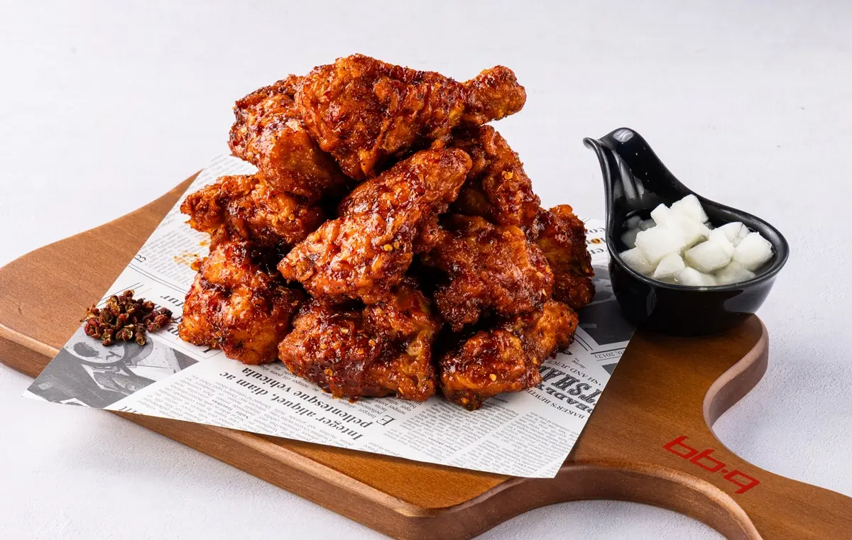 限時買一送一、免費抽半雞!bb.q CHICKEN推「麻辣鍋炸雞」,壽星加碼送乳酪燒 限時買一送一、免費抽半雞!bb.q CHICKEN推「麻辣鍋炸雞」,壽星加碼送乳酪燒
