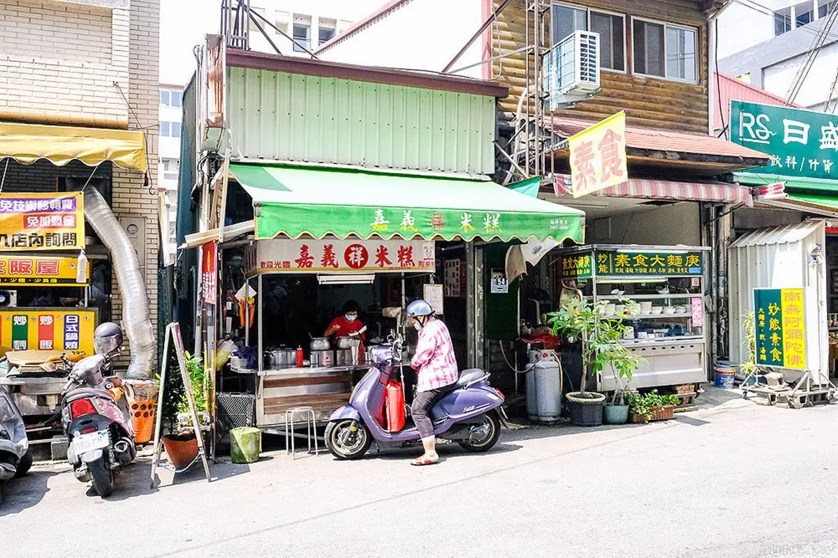 土地公最愛麻糬!台中第三市場7必吃:最好吃越南麵包、隱藏版台式馬卡龍 土地公最愛麻糬!台中第三市場7必吃:最好吃越南麵包、隱藏版台式馬卡龍
