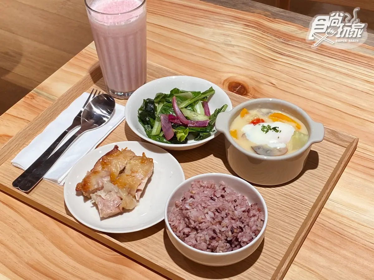 全台最大無印良品在這!870坪雙層空間、唯一Brunch料理、滿千折百8亮點 全台最大無印良品在這!870坪雙層空間、唯一Brunch料理、滿千折百8亮點