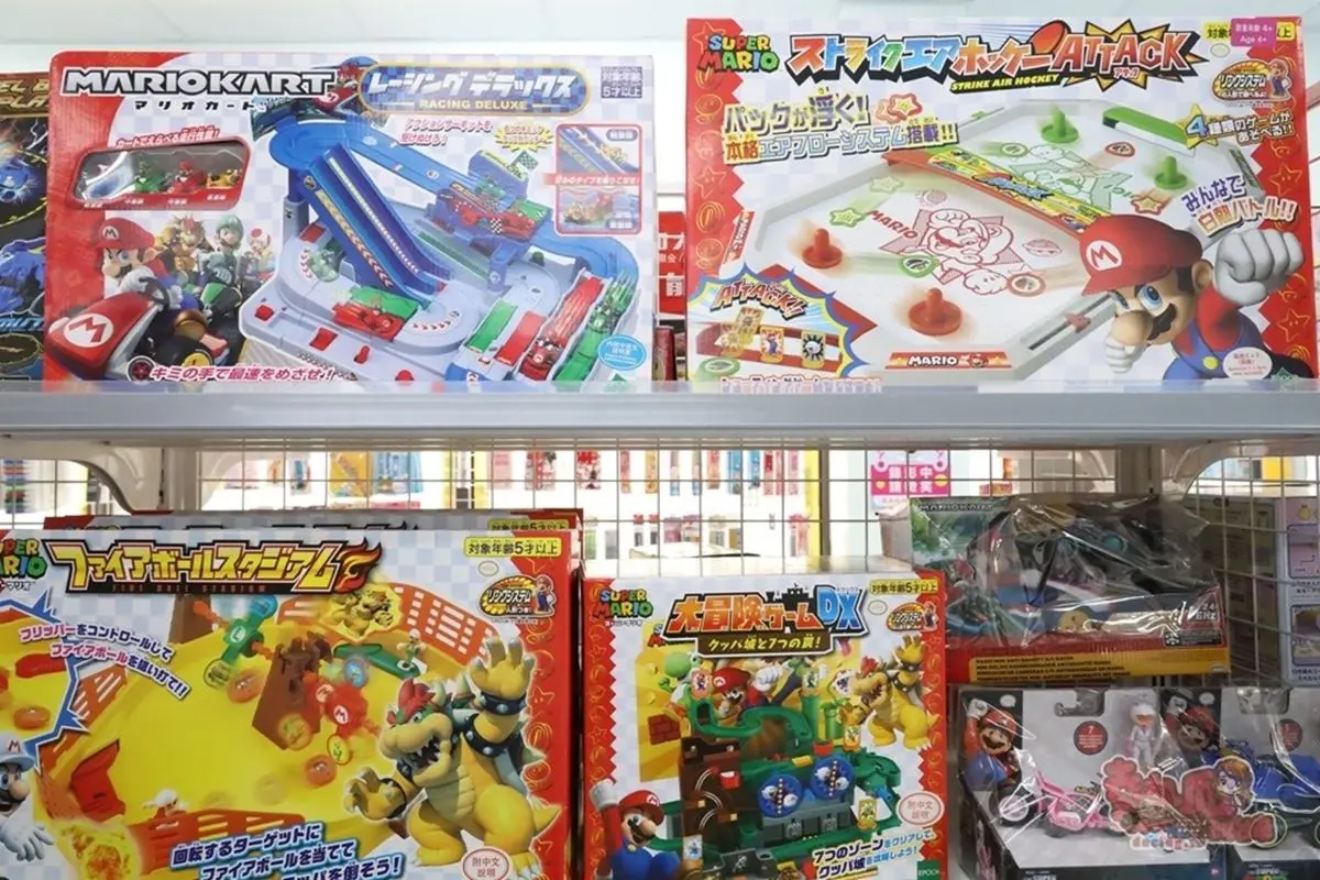 爸媽買禮物必衝!大型 300坪「玩具百貨」批發價爽買,超級瑪莉、佩佩豬都有 爸媽買禮物必衝!大型 300坪「玩具百貨」批發價爽買,超級瑪莉、佩佩豬都有