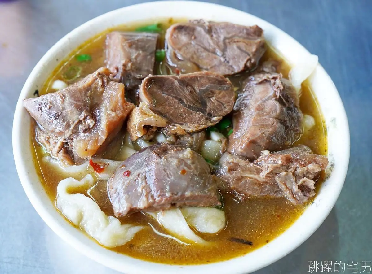 全台首間「雞排始祖」藏在這!台北6大老字號美食:最強麻油雞、滿料牛肉麵 全台首間「雞排始祖」藏在這!台北6大老字號美食:最強麻油雞、滿料牛肉麵