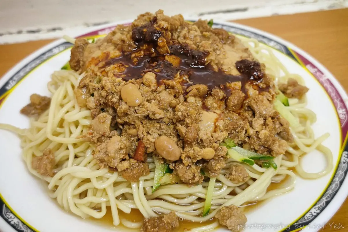 全台首間「雞排始祖」藏在這!台北6大老字號美食:最強麻油雞、滿料牛肉麵 全台首間「雞排始祖」藏在這!台北6大老字號美食:最強麻油雞、滿料牛肉麵