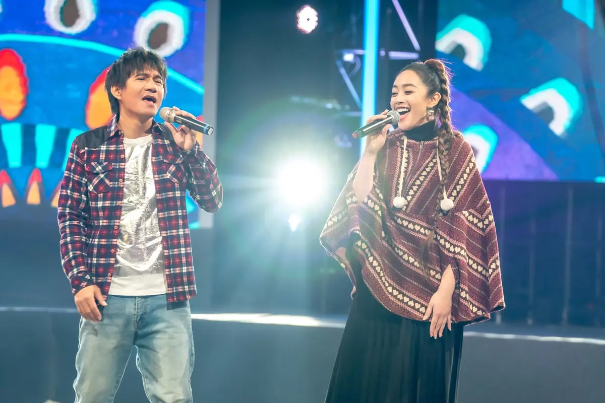《TVBS聖誕愛無限藝起分享愛》12/24群星開唱！「最暖男團」靠注音唱英文歌