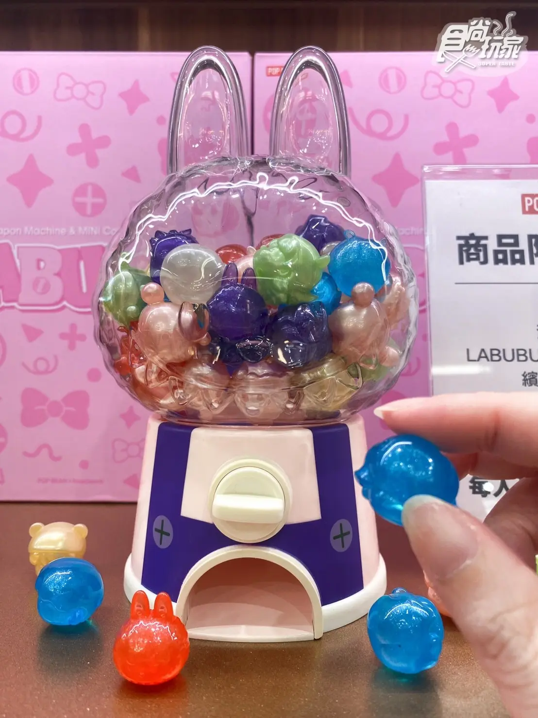 【新開店】公仔人瘋了!150坪「POP MART西門旗艦店」,4層樓千款潮玩公仔買爆 【新開店】公仔人瘋了!150坪「POP MART西門旗艦店」,4層樓千款潮玩公仔買爆