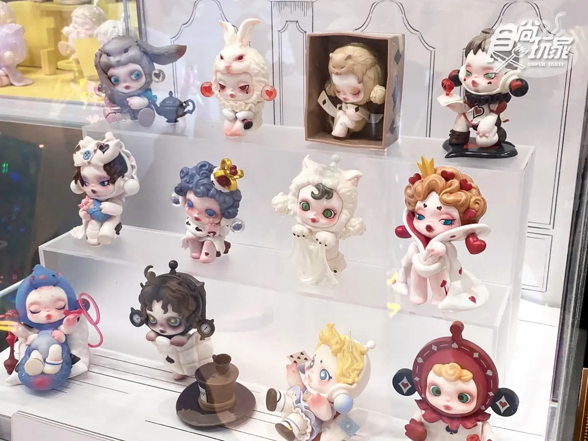 【新開店】公仔人瘋了!150坪「POP MART西門旗艦店」,4層樓千款潮玩公仔買爆 【新開店】公仔人瘋了!150坪「POP MART西門旗艦店」,4層樓千款潮玩公仔買爆