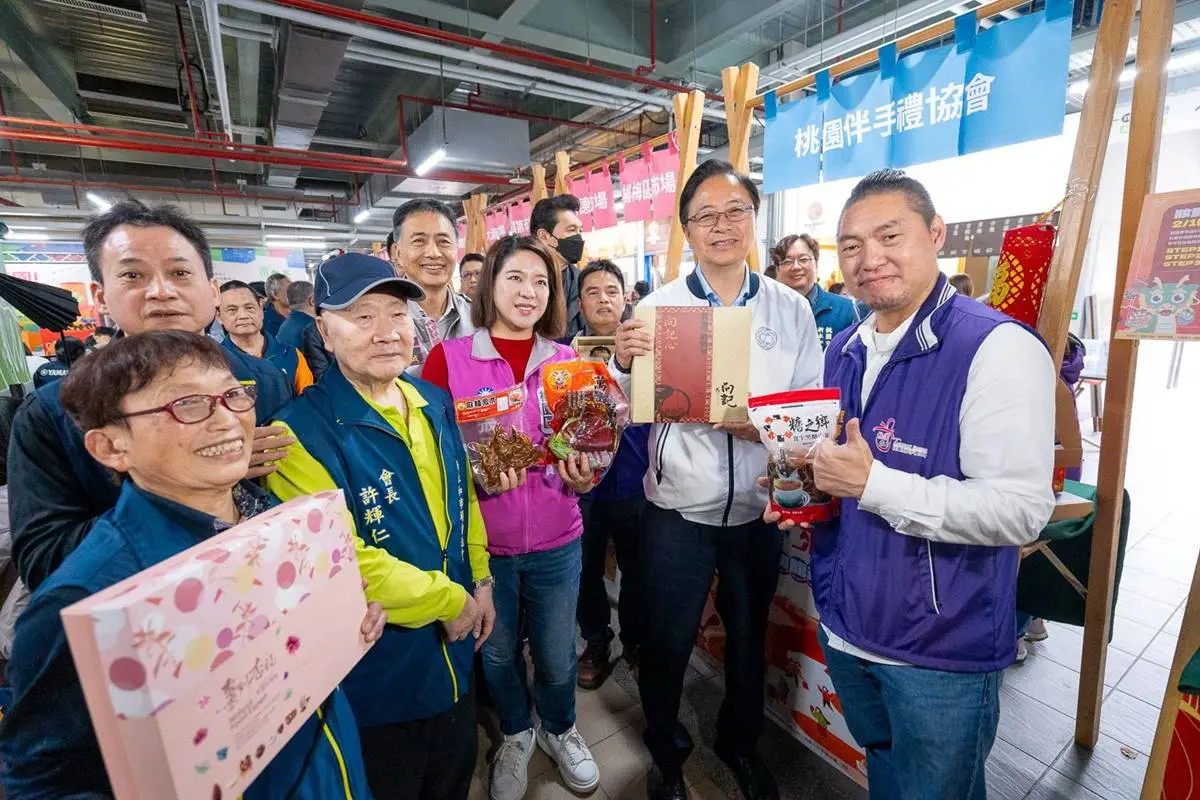 龍年年貨買起來!2024年貨大街必逛9處:南部最大市集、滿額抽萬元購物金 龍年年貨買起來!2024年貨大街必逛9處:南部最大市集、滿額抽萬元購物金