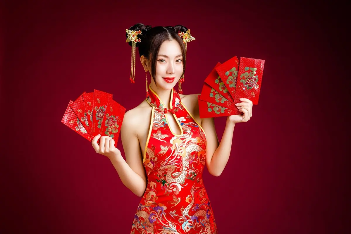 2024龍年吉祥話！經典款、諧音哏「龍總有」，背起來爽拿紅包「龍厚禮啦」