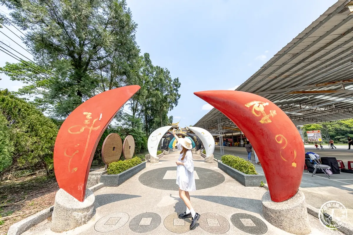 全台唯一「迎富送窮廟」！最靈驗參拜流程：３步驟送走窮氣、必求五路招財錢