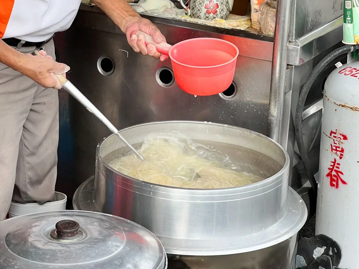 鹽水蜂炮順路吃!台南鹽水美食必吃7家:10元豬頭飯、鹽水意麵、秒殺雞蛋糕 鹽水蜂炮順路吃!台南鹽水美食必吃7家:10元豬頭飯、鹽水意麵、秒殺雞蛋糕