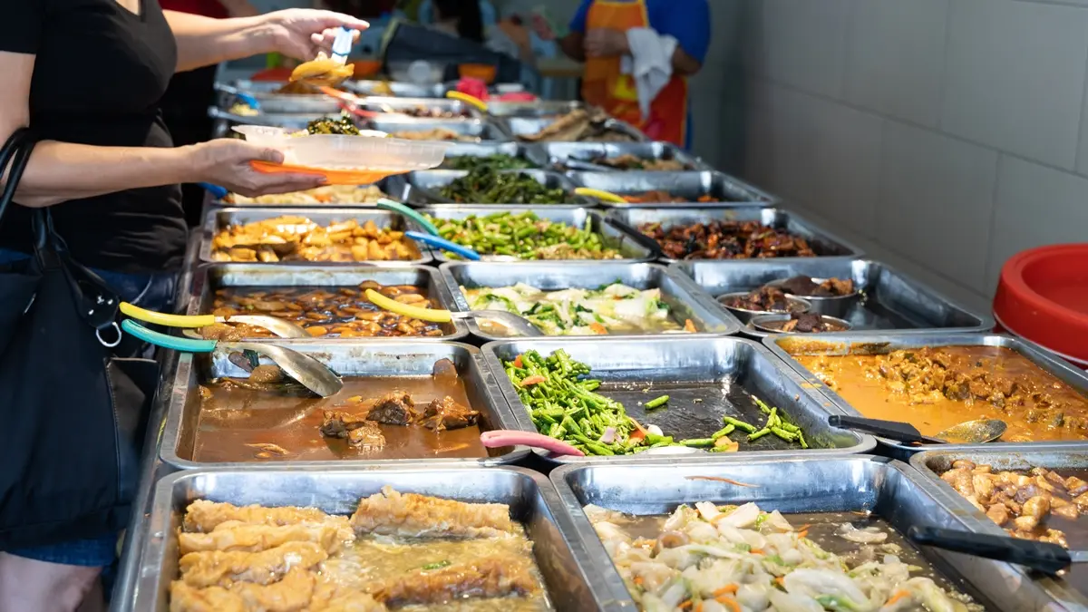 百元有找吃很飽！台北10大佛心價便當，「這家」滷肉飯、４款飲料無限吃