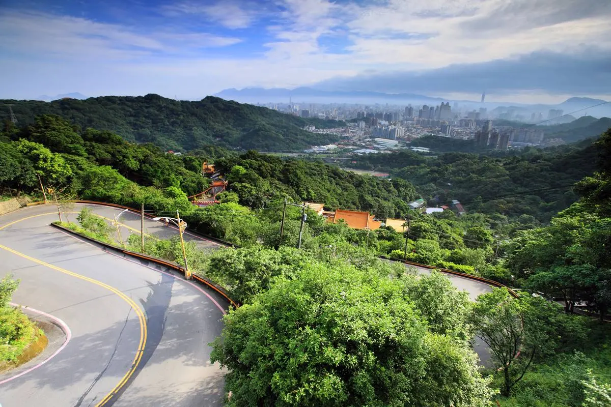 不要愈住愈窮!家門前有「這格局」不怕沒錢,快看你家房子有沒有 不要愈住愈窮!家門前有「這格局」不怕沒錢,快看你家房子有沒有
