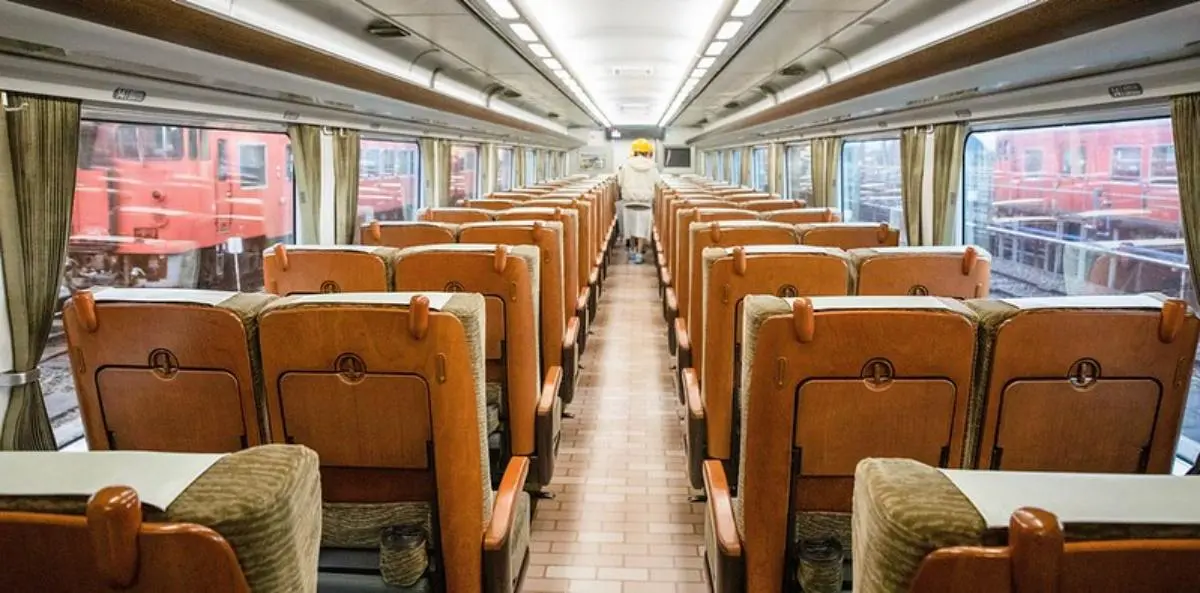 柯南迷快衝!最新柯南「限定列車」行駛中,5車廂基德、小蘭人氣角色拍爆 柯南迷快衝!最新柯南「限定列車」行駛中,5車廂基德、小蘭人氣角色拍爆