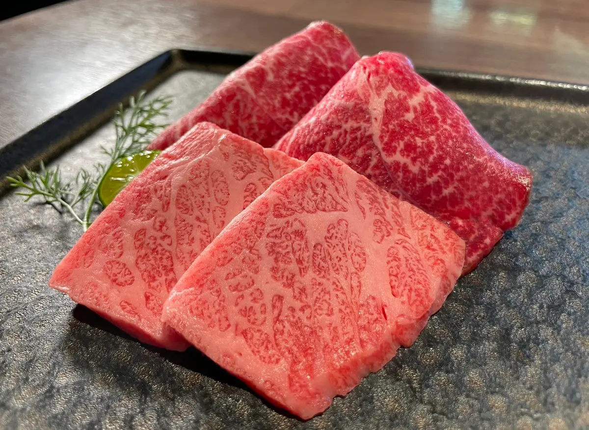 【獨家】免費吃620元和牛！打卡「台中最難訂燒肉」星空隧道，壽星抽用餐０元