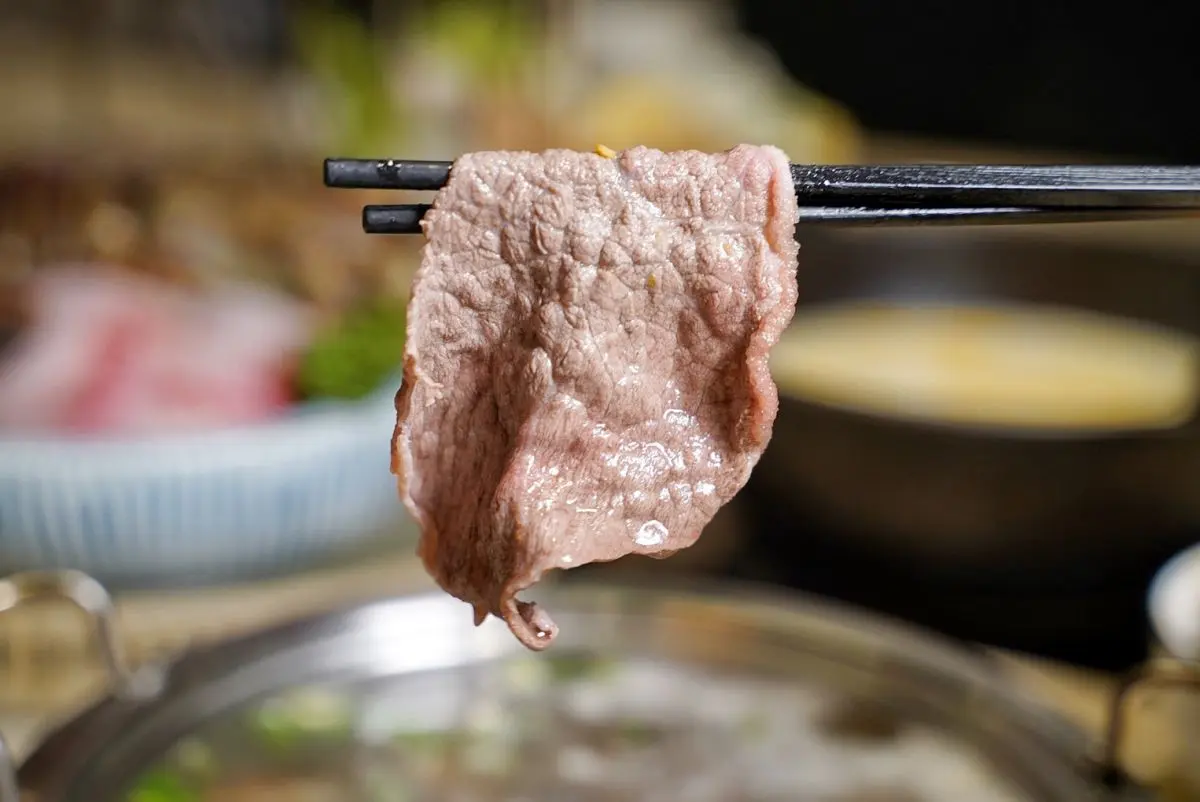 298元起「火鍋自助吧吃到飽」！壽星生日送肉盤，30種食材、10種熟食無限吃