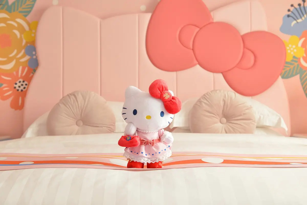 Kitty要50歲啦！特搜20大必買＋必玩攻略：7-11周邊、最新主題摩天輪