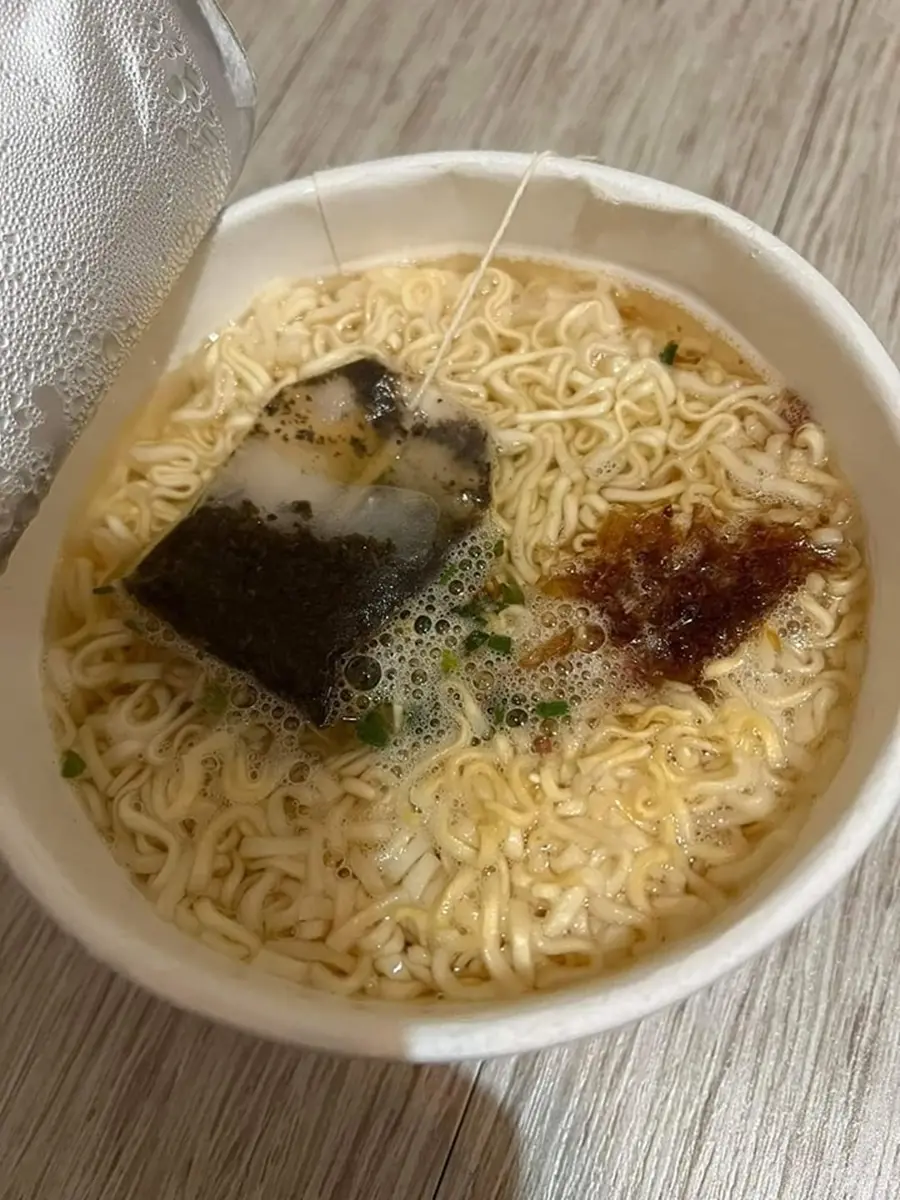 泡麵特殊吃法！內行人曝加１物湯頭秒升級：去油解膩又增香氣