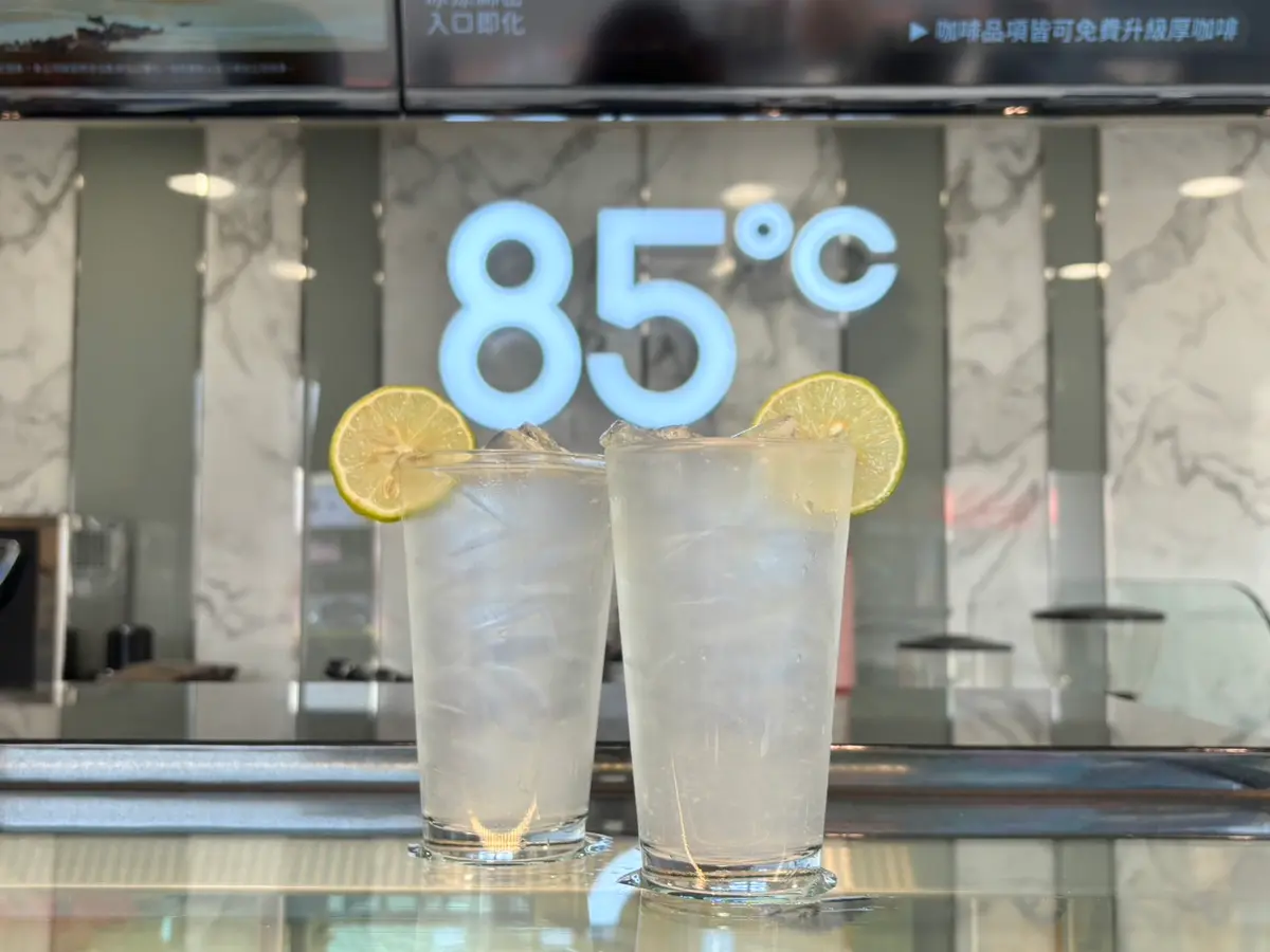 4月美食優惠22家!星巴克、清原、拿坡里炸雞桶買一送一,夏慕尼龍蝦免費吃 4月美食優惠22家!星巴克、清原、拿坡里炸雞桶買一送一,夏慕尼龍蝦免費吃