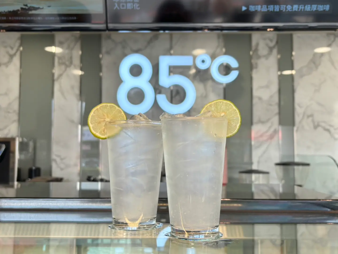 4月美食優惠22家!星巴克、清原、拿坡里炸雞桶買一送一,夏慕尼龍蝦免費吃 4月美食優惠22家!星巴克、清原、拿坡里炸雞桶買一送一,夏慕尼龍蝦免費吃