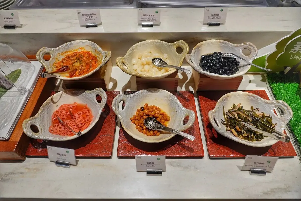 ３小時任你吃到飽！台南最佛飯店早午餐７亮點，爽嗑牛肉湯、虱目魚肉燥飯