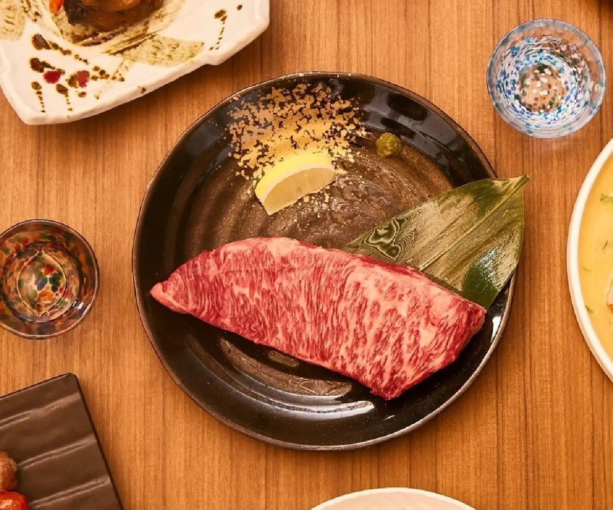 【獨家】+１元送翼板牛排！串燒名店「消費再折100」，必吃浮誇火山雞骨