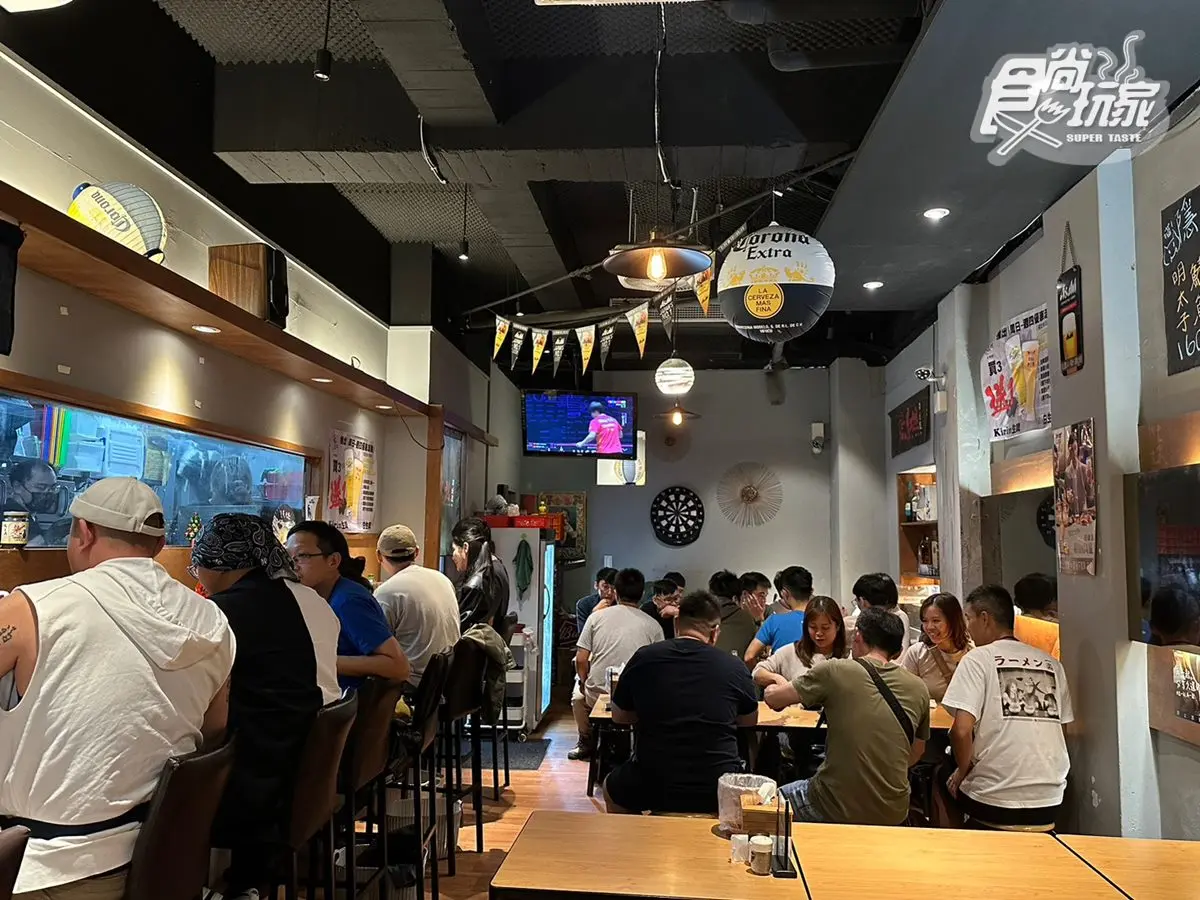 海鮮大餐買2送2!居酒屋排隊名店19元開吃,必點爆汁豬五花番茄 海鮮大餐買2送2!居酒屋排隊名店19元開吃,必點爆汁豬五花番茄
