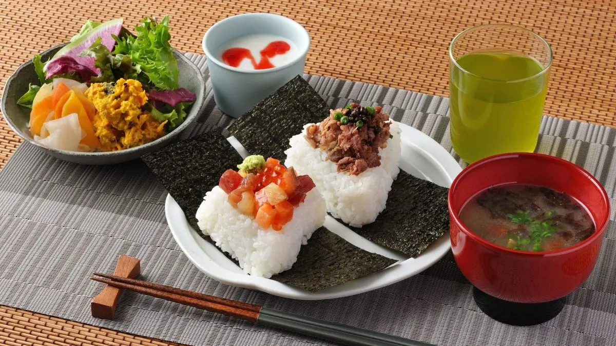 星野東京最新高空飯店！看百萬夜景享1300家美食，每人每晚才２千１