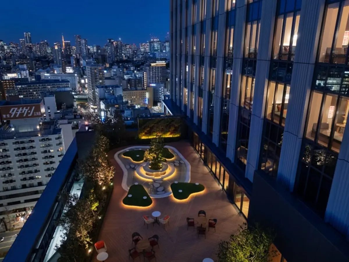 星野東京最新高空飯店！看百萬夜景享1300家美食，每人每晚才２千１