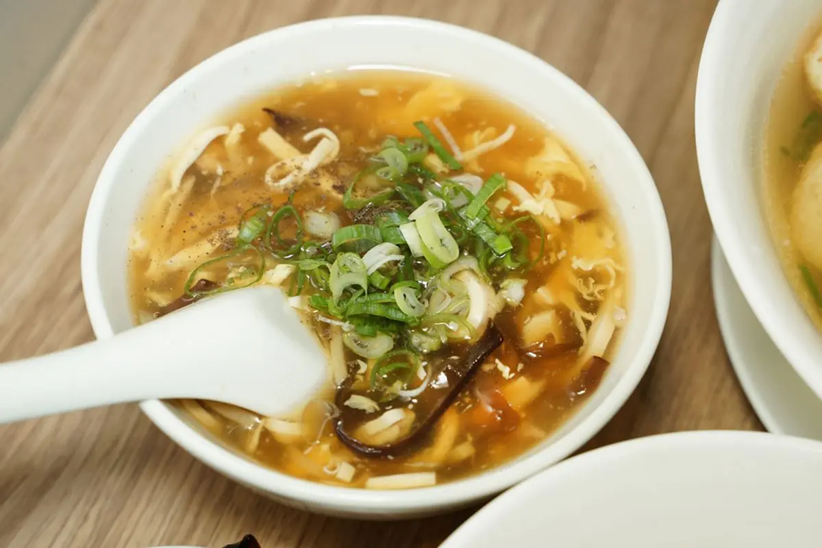 永和版「小鼎泰豐」！在地人社團暴紅，必點排骨蛋炒飯、麵類幾乎百元有找