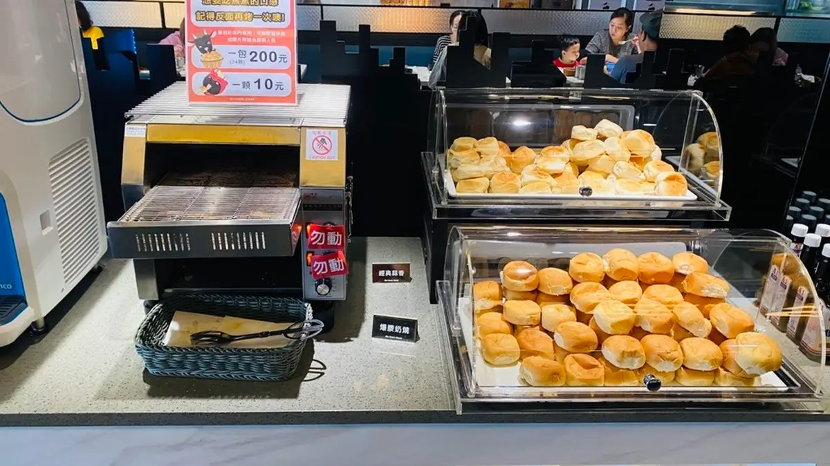 桃園最強牛排吃到飽！360元熱炒、港點百種食材無限吃，七千則好評搬家新開幕