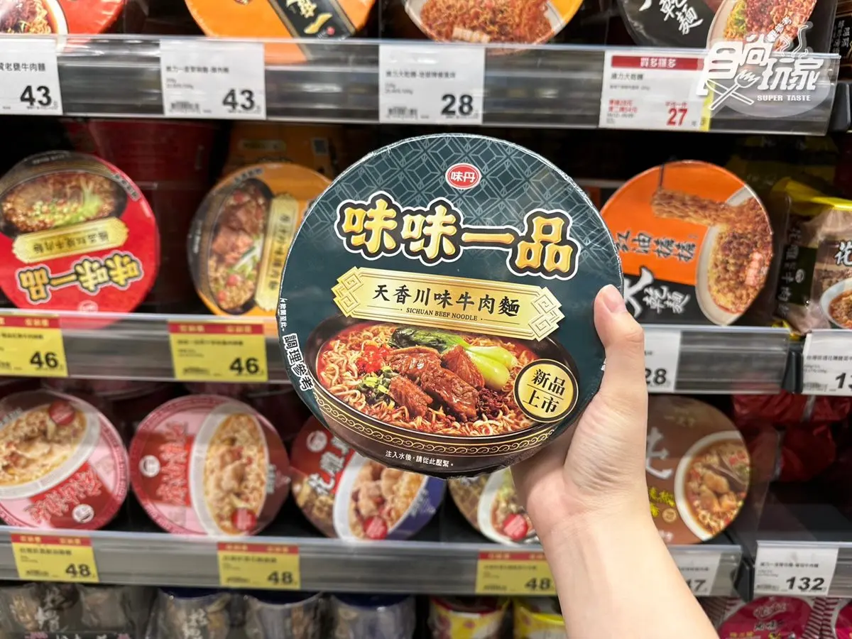 全聯超夯泡麵２款！網友大推「這款」湯頭濃郁、肉多又嫩，輕鬆升級高級美食