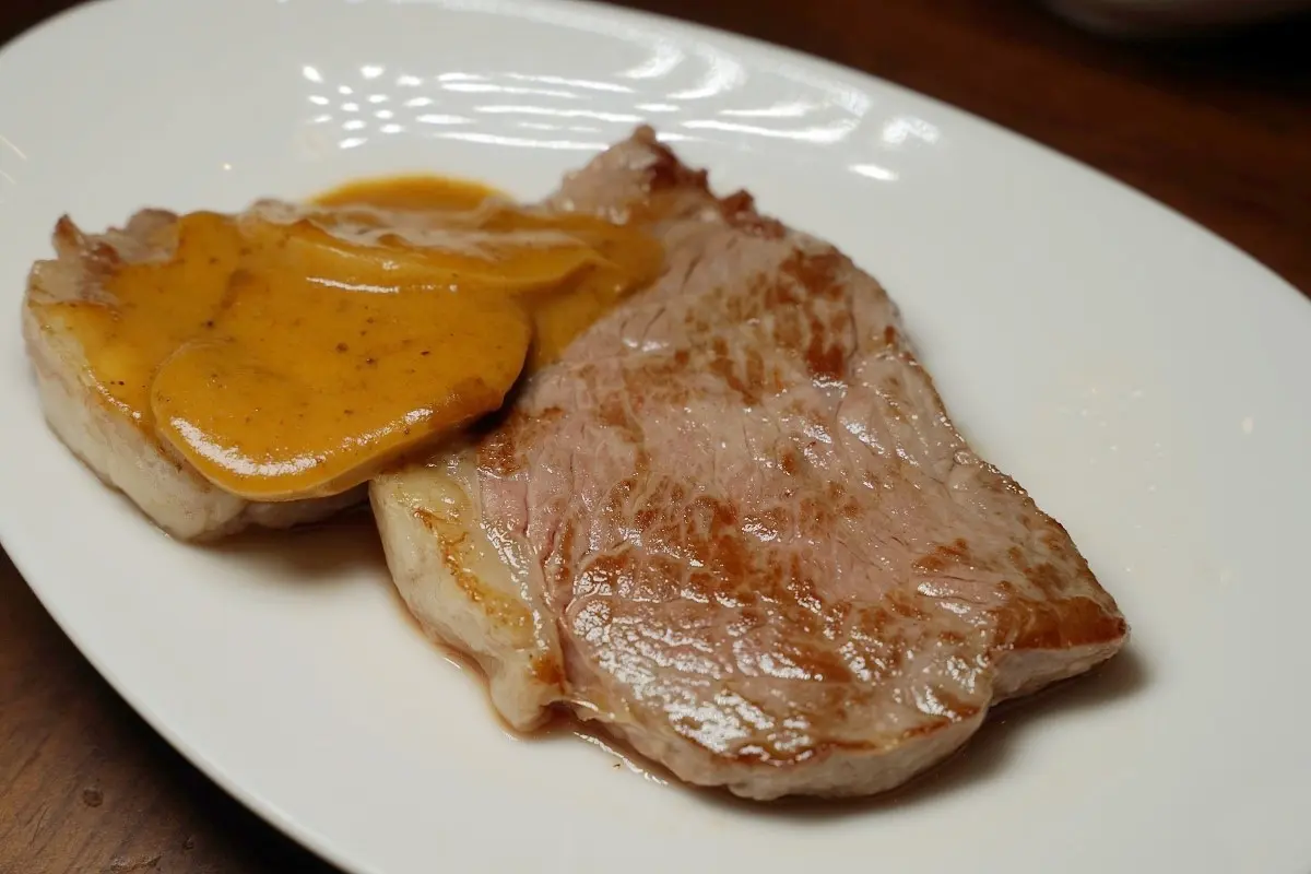 台北隱藏版「千元有找」飯店吃到飽!升級牛排、生蠔無限點,還有火鍋放題 台北隱藏版「千元有找」飯店吃到飽!升級牛排、生蠔無限點,還有火鍋放題