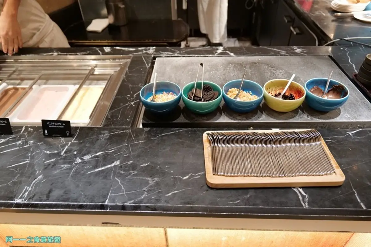 大顆草莓隨你吃!東京超狂2小時吃到飽,還有逾20款夢幻草莓甜點 大顆草莓隨你吃!東京超狂2小時吃到飽,還有逾20款夢幻草莓甜點