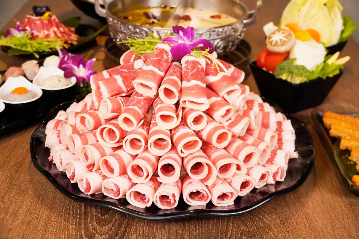 身分證「1、２、5、０」任２碼！巨大帆立貝、鮭魚吃到飽，加碼幾歲送幾片牛肉