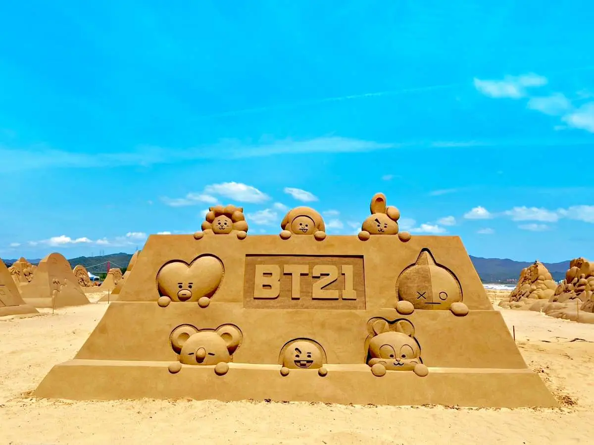 戴「這配件」免費逛福隆沙雕!LINE FRIENDS、BT21太萌,加碼福隆1日遊景點 戴「這配件」免費逛福隆沙雕!LINE FRIENDS、BT21太萌,加碼福隆1日遊景點